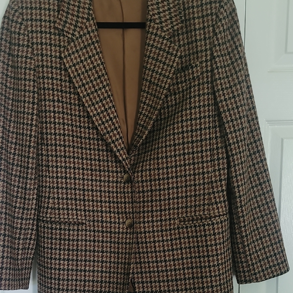 Classic Houndstooth Blazer